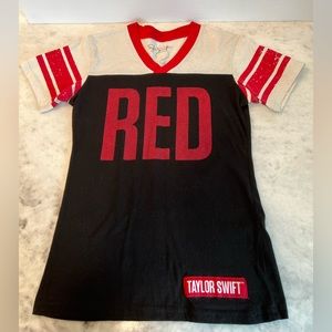 RARE TAYLOR SWIFT RED TOUR SHIRT
